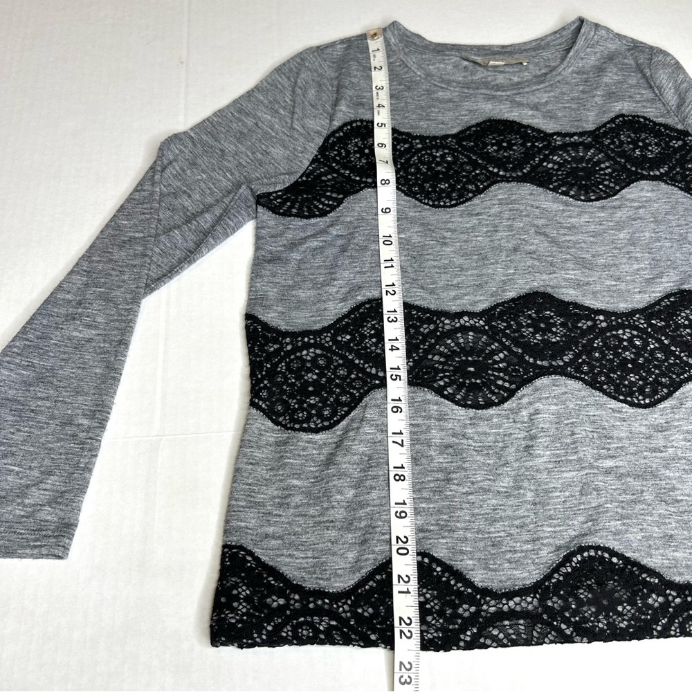 Ann Taylor Loft Medium Petite Gray With Black Embroidered Long Sleeve Blouse - Picture 5 of 7